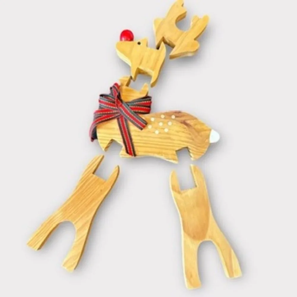 Vintage House Of Lloyd Wooden WOODLAND REINDEER Set Christmas Around The World - Picture 3 of 4